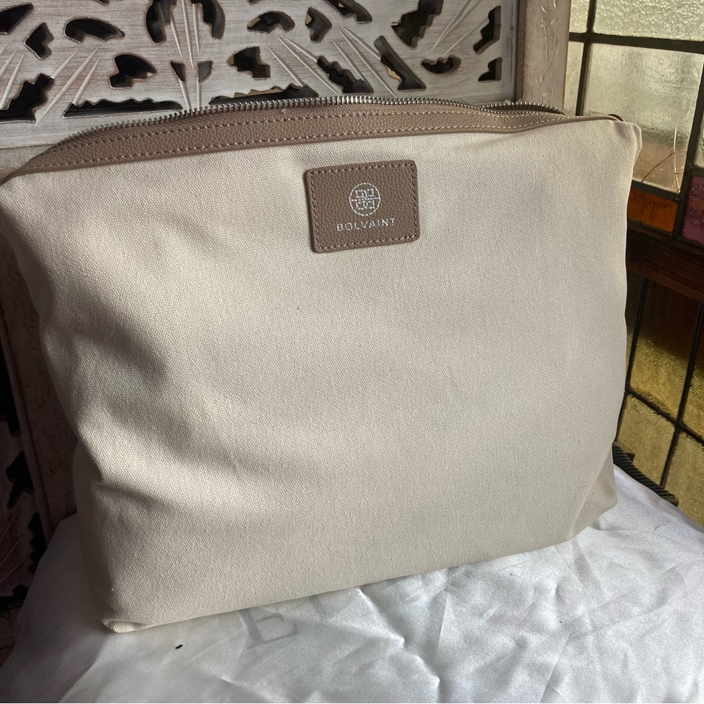 Elegant Beige Tote Bag - Picture 6 of 10